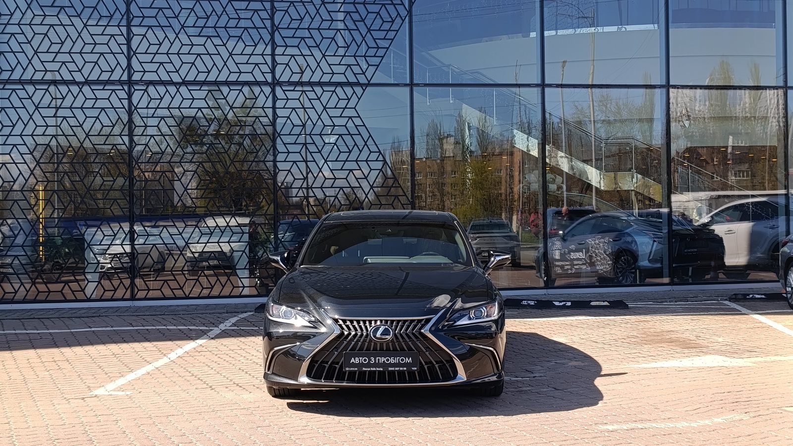 Lexus ES 2023 року з пробігом 10000 км, Седан, Лексус Київ Захід, м.Київ - 2300000 ГРН | Фото № 5