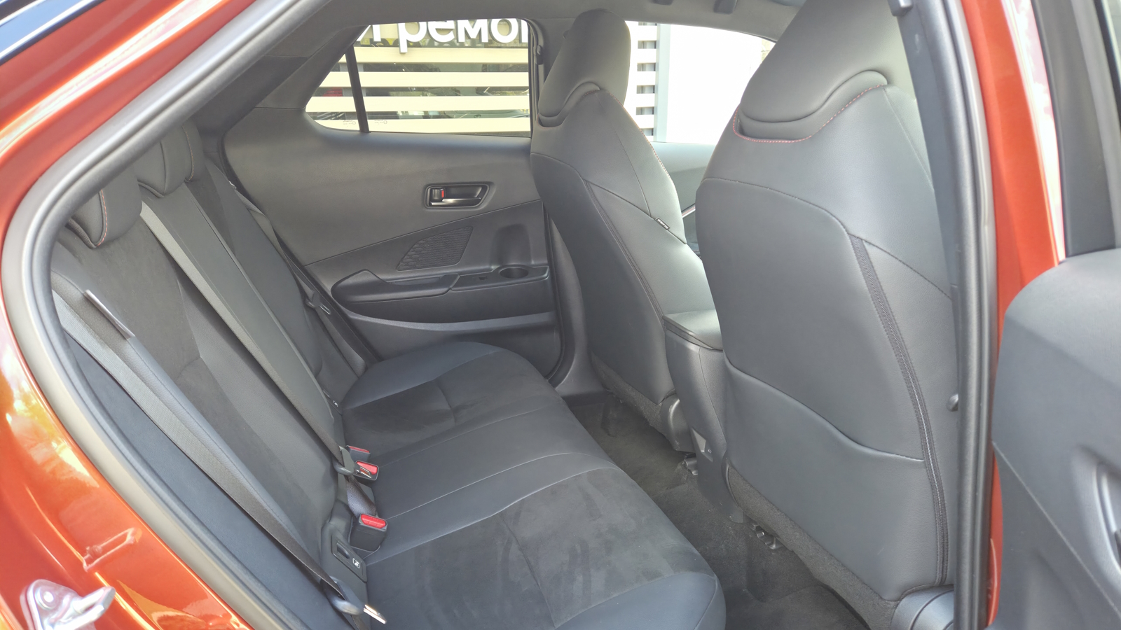 Toyota C-HR 2025 року з пробігом 2698 км, Хетчбек, Тойота Центр Кропивницький "Мотор - Олві", м.Кропивницький - 1781900 ГРН | Фото № 7