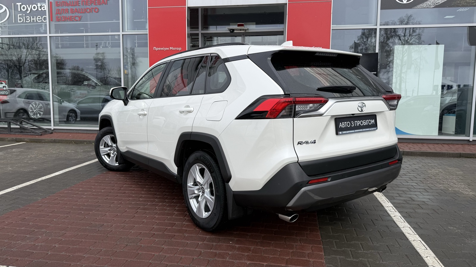Toyota RAV4 2019 року з пробігом 128000 км, Універсал, Тойота Центр Вінниця "Преміум Мотор", м.Вінниця - 1145000 ГРН | Фото № 2