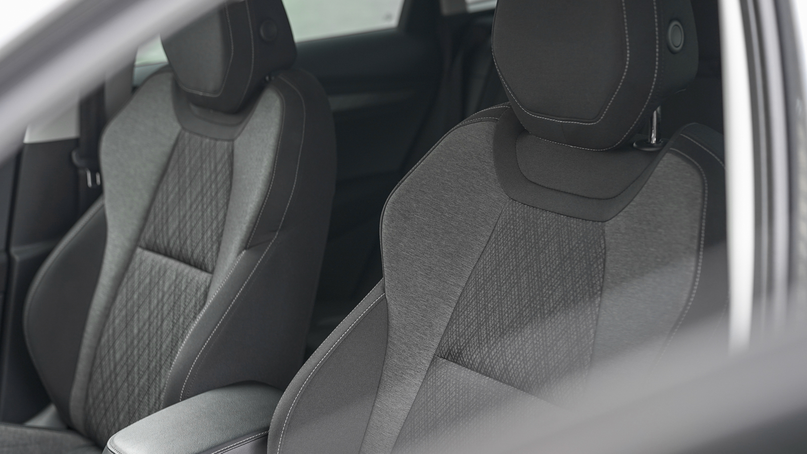 Інші авто SKODA Karoq 2023 року з пробігом 64369 км, Універсал, Тойота Центр Львів "Діамант", м.Львів - 1136200 ГРН | Фото № 14