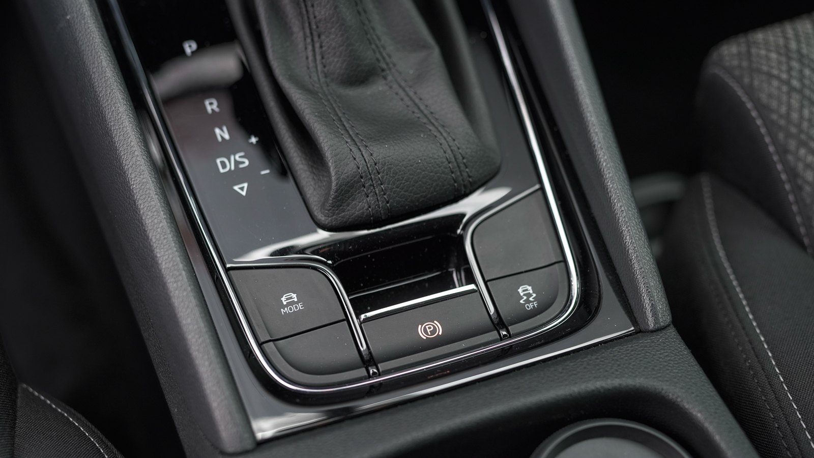 Інші авто SKODA Karoq 2023 року з пробігом 64369 км, Універсал, Тойота Центр Львів "Діамант", м.Львів - 1136200 ГРН | Фото № 31