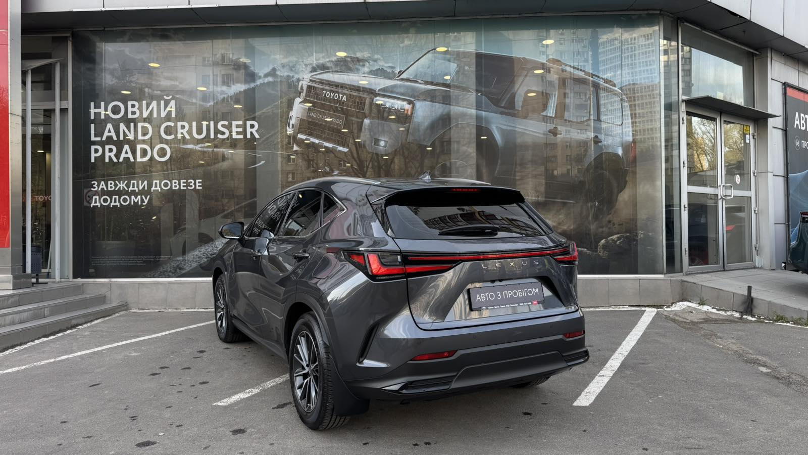 Lexus NX 2021 року з пробігом 23298 км, Універсал, Тойота Центр Одеса "ВіДі Пальміра", м.Одеса - 2180000 ГРН | Фото № 2