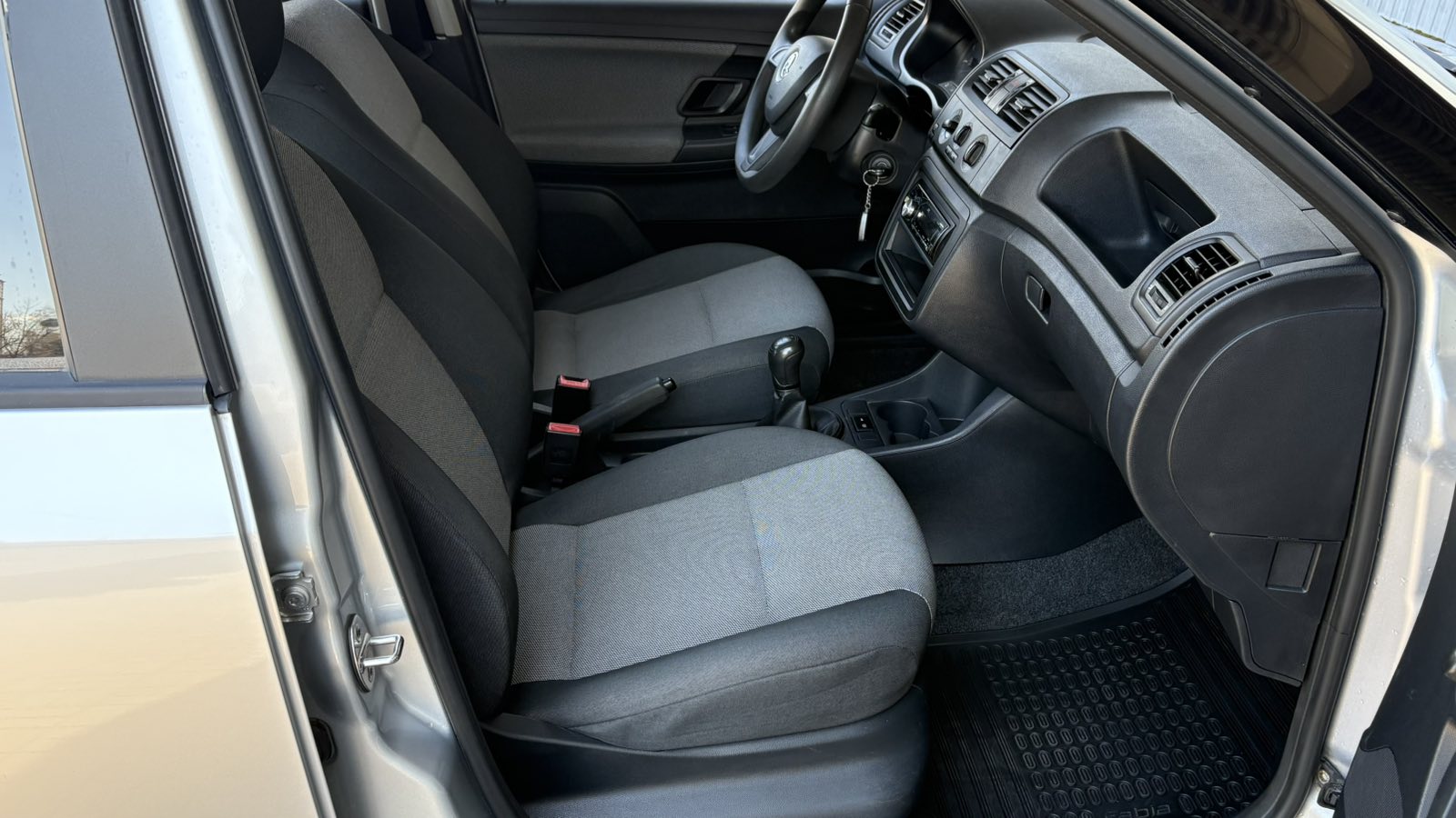 Інші авто SKODA FABIA 2014 року з пробігом 96626 км, Хетчбек, Тойота Центр Київ "Автосаміт Укравто", м.Київ - 239250 ГРН | Фото № 6