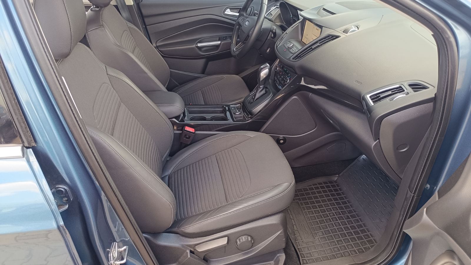 Інші авто FORD KUGA 2019 року з пробігом 64020 км, Універсал, Тойота Центр Київ «ВІДІ Аеропорт», м.Київ - 770000 ГРН | Фото № 6