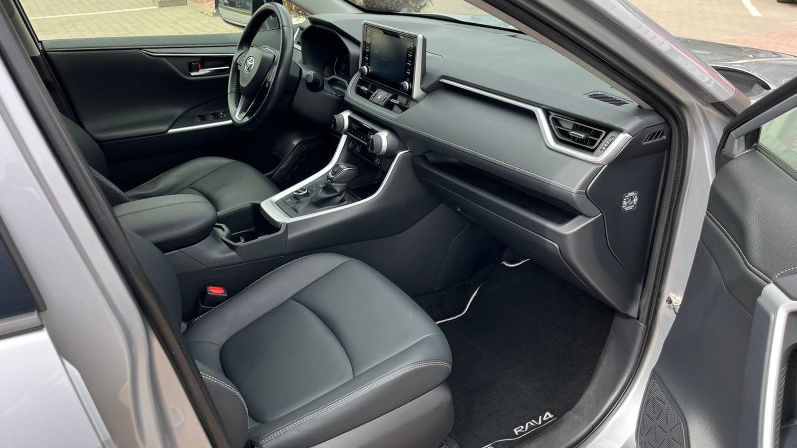 Toyota RAV4 2021 року з пробігом 88885 км, Універсал, Тойота Центр Хмельницький "Гранд Мотор", м.Хмельницький - 1552950 ГРН | Фото № 6