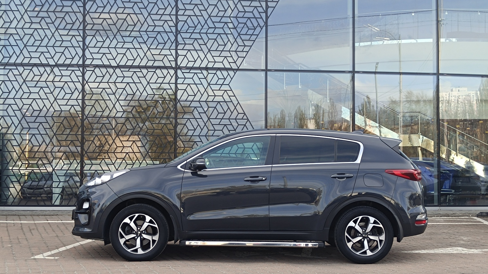 Інші авто KIA SPORTAGE 2019 року з пробігом 84500 км, Універсал, Лексус Київ Захід, м.Київ - 737000 ГРН | Фото № 3