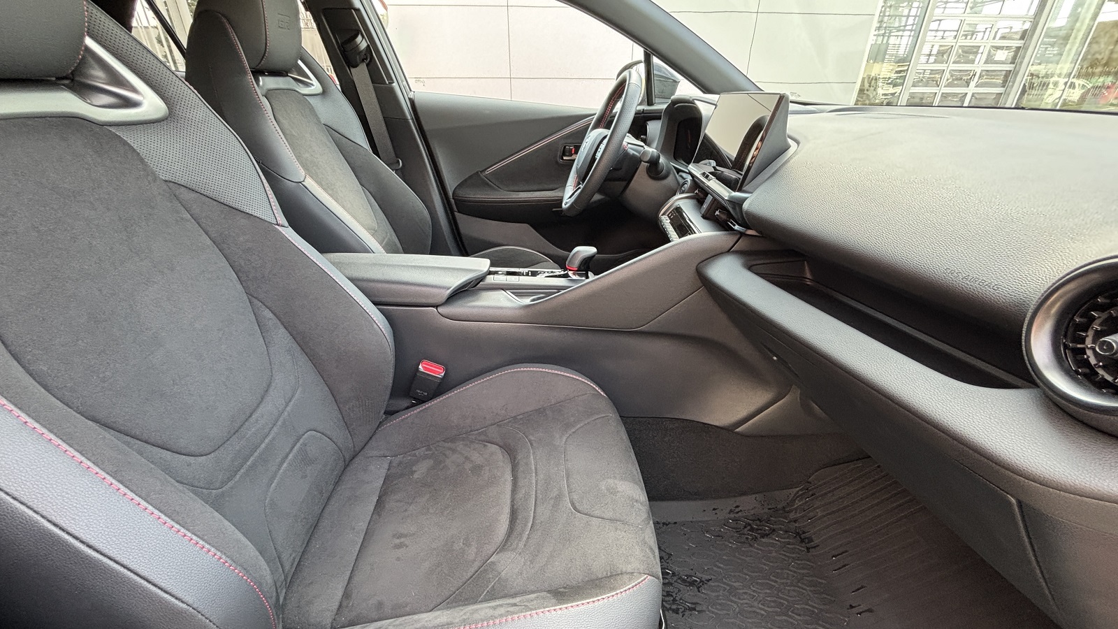 Toyota C-HR 2025 року з пробігом 700 км, Хетчбек, Тойота Центр Біла Церква "Автосаміт Укравто", м.Біла Церква - 1781900 ГРН | Фото № 6