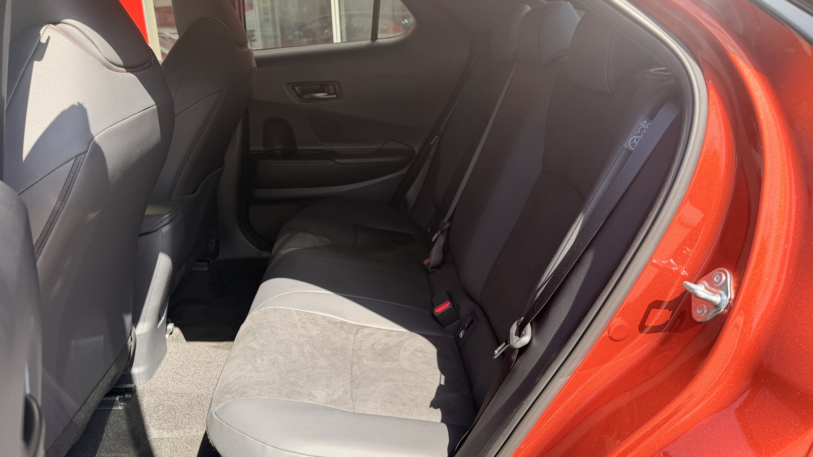 Toyota C-HR 2025 року з пробігом 335 км, Хетчбек, Тойота Центр Кривий Ріг "Алмаз Сістем", м.Кривий Ріг - 1800000 ГРН | Фото № 11