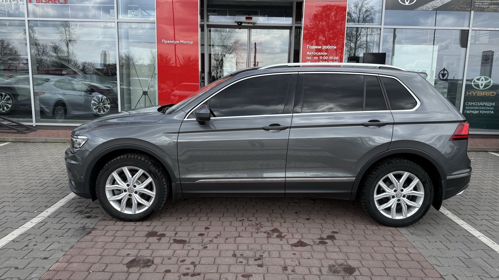 Інші авто VOLKSWAGEN TIGUAN 2019 року з пробігом 89008 км, Хетчбек, Тойота Центр Вінниця "Преміум Мотор", м.Вінниця - 1220000 ГРН | Фото № 3