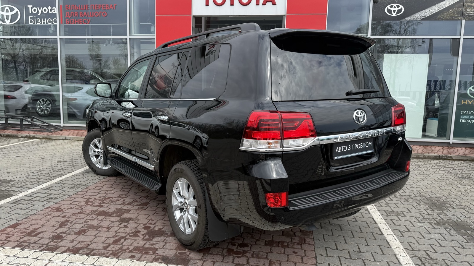 Toyota LAND CRUISER 2020 року з пробігом 43681 км, Універсал, Тойота Центр Вінниця "Преміум Мотор", м.Вінниця - 2620000 ГРН | Фото № 2
