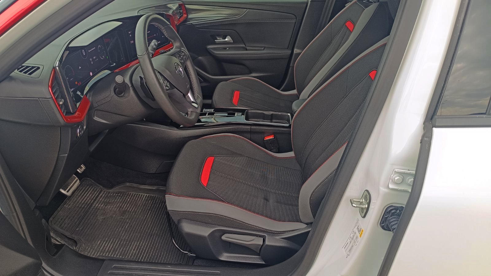 Інші авто OPEL Mokka 2023 року з пробігом 32171 км, Універсал, Тойота Центр Київ «ВІДІ Аеропорт», м.Київ - 930000 ГРН | Фото № 12