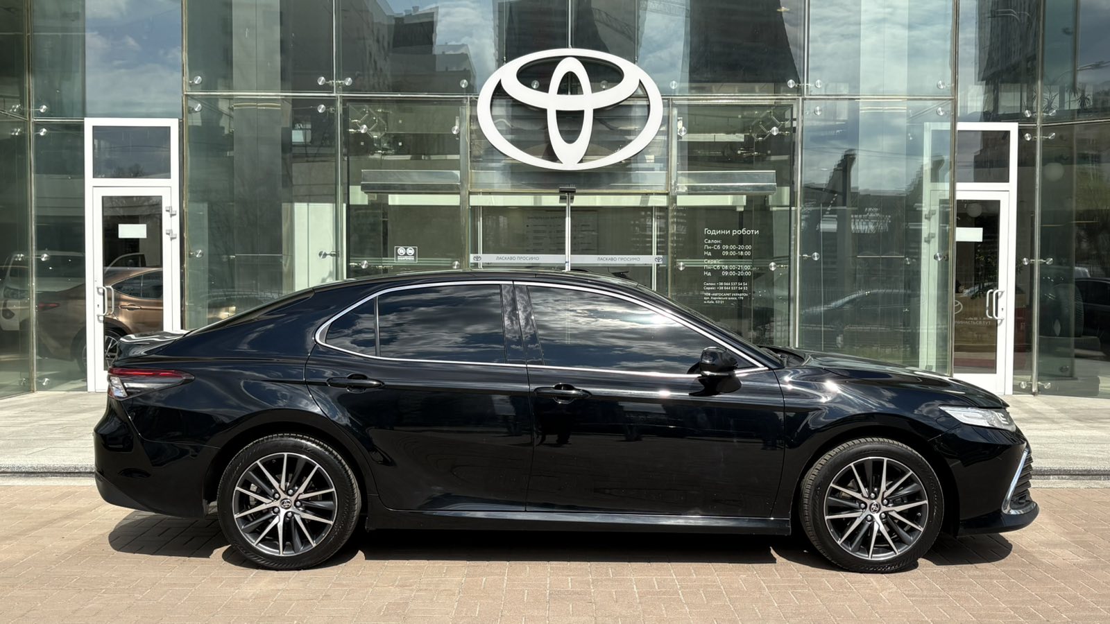 Toyota CAMRY 2021 року з пробігом 200435 км, Седан, Тойота Центр Київ "Автосаміт Укравто", м.Київ - 1191000 ГРН | Фото № 16