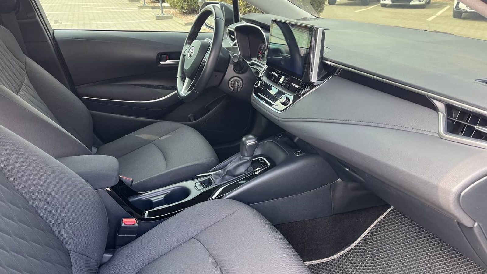 Toyota COROLLA 2021 року з пробігом 97308 км, Седан, Тойота Центр Хмельницький "Гранд Мотор", м.Хмельницький - 815000 ГРН | Фото № 6