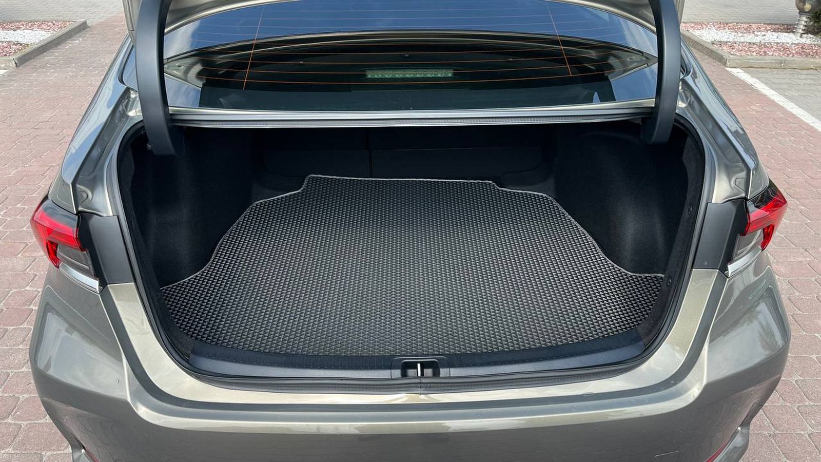 Toyota COROLLA 2021 року з пробігом 97308 км, Седан, Тойота Центр Хмельницький "Гранд Мотор", м.Хмельницький - 815000 ГРН | Фото № 10