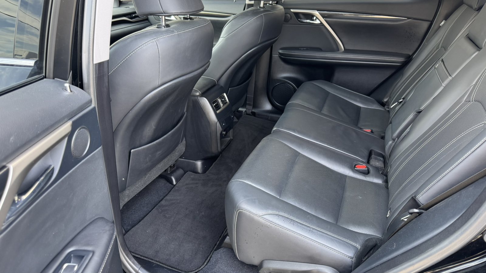 Lexus RX 2018 року з пробігом 80126 км, Універсал, Тойота Центр Київ "Автосаміт Укравто", м.Київ - 1730000 ГРН | Фото № 11