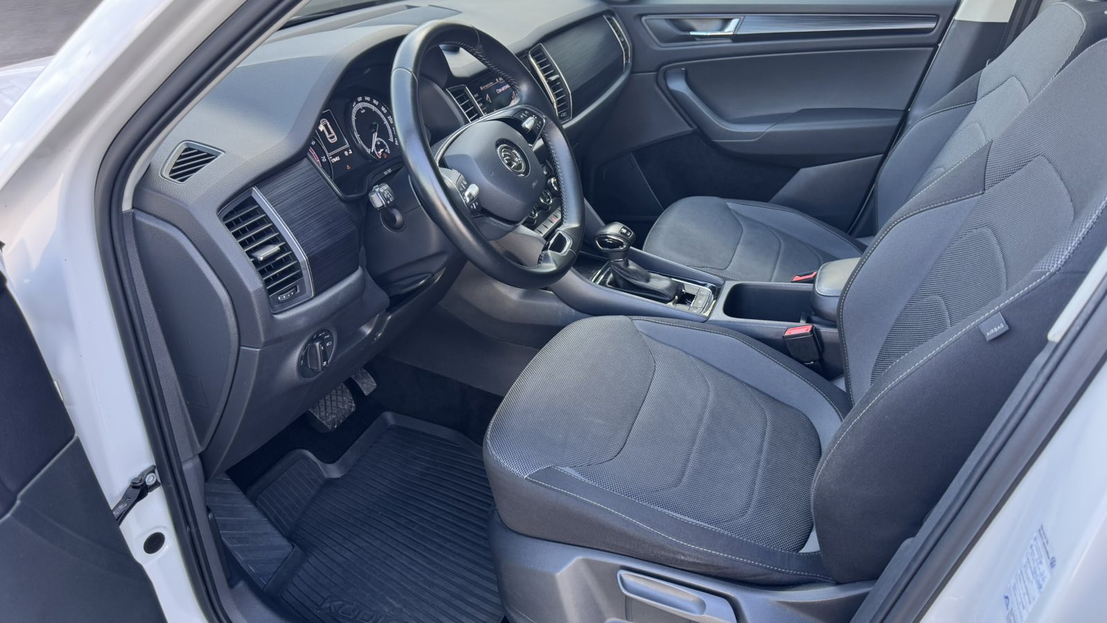 Інші авто SKODA Kodiaq 2020 року з пробігом 178450 км, Універсал, Тойота Центр Київ "Автосаміт Укравто", м.Київ - 1135000 ГРН | Фото № 12