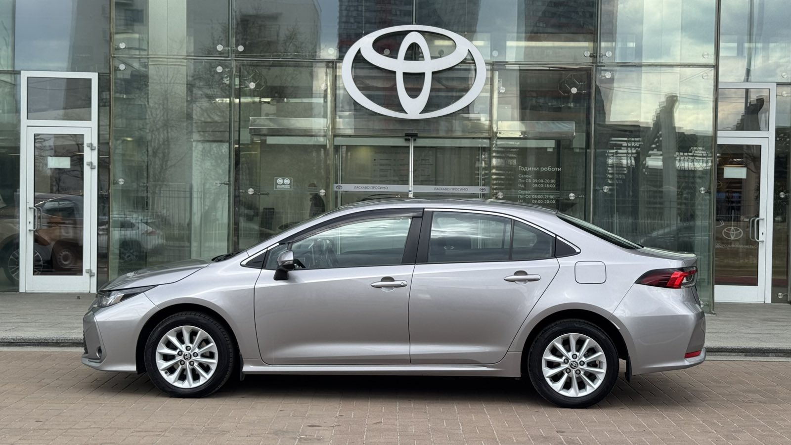 Toyota COROLLA 2021 року з пробігом 81941 км, Седан, Тойота Центр Київ "Автосаміт Укравто", м.Київ - 1152750 ГРН | Фото № 3