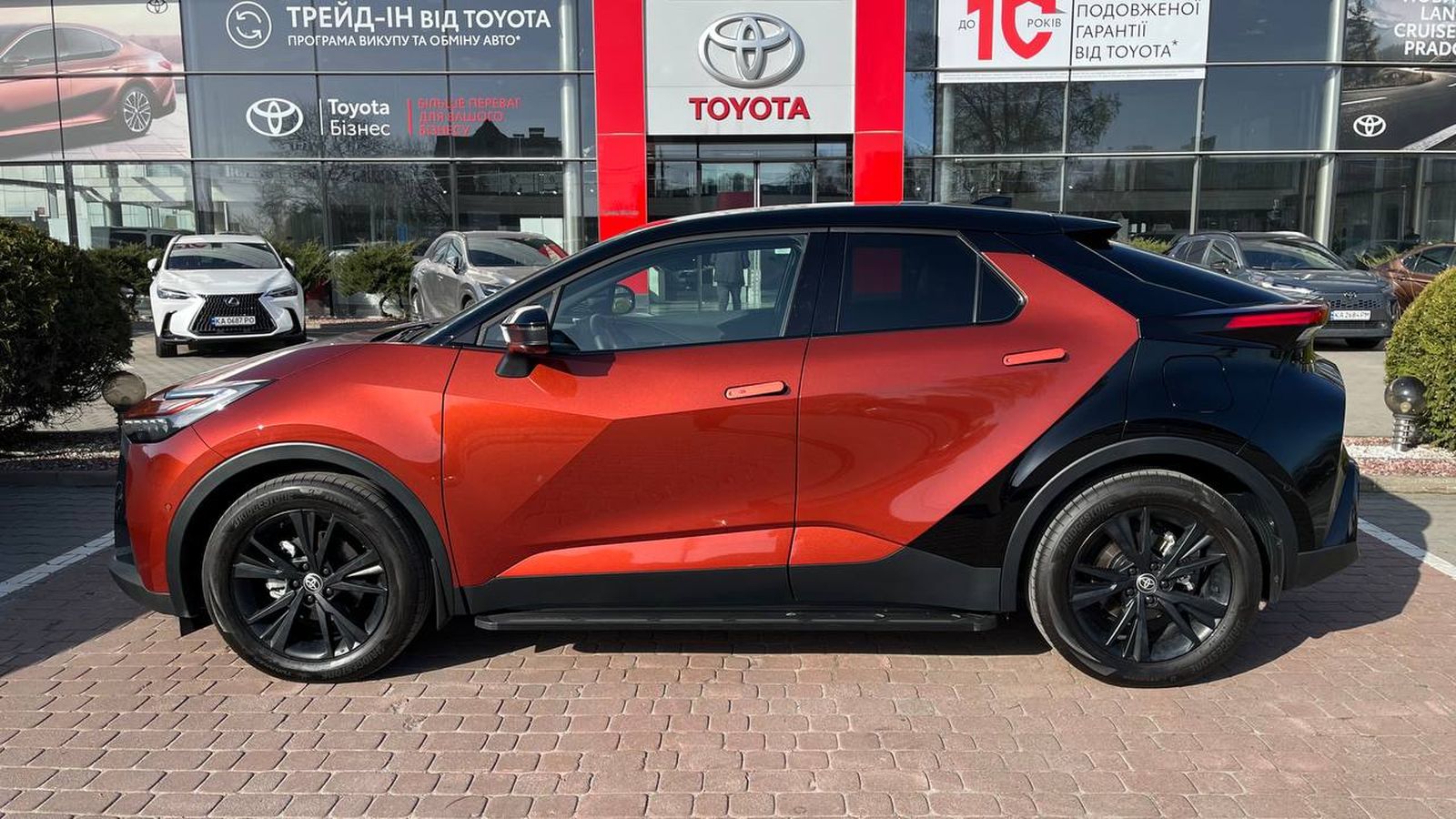 Toyota C-HR 2025 року з пробігом 776 км, Хетчбек, Тойота Центр Хмельницький "Гранд Мотор", м.Хмельницький - 1834000 ГРН | Фото № 3