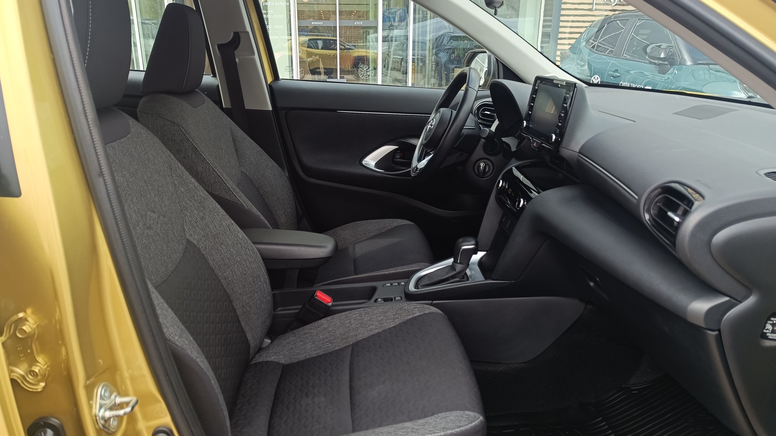 Toyota YARIS CROSS 2023 року з пробігом 127239 км, Хетчбек, Тойота Центр Київ "ВіДі Автострада", м.Київ - 960000 ГРН | Фото № 6