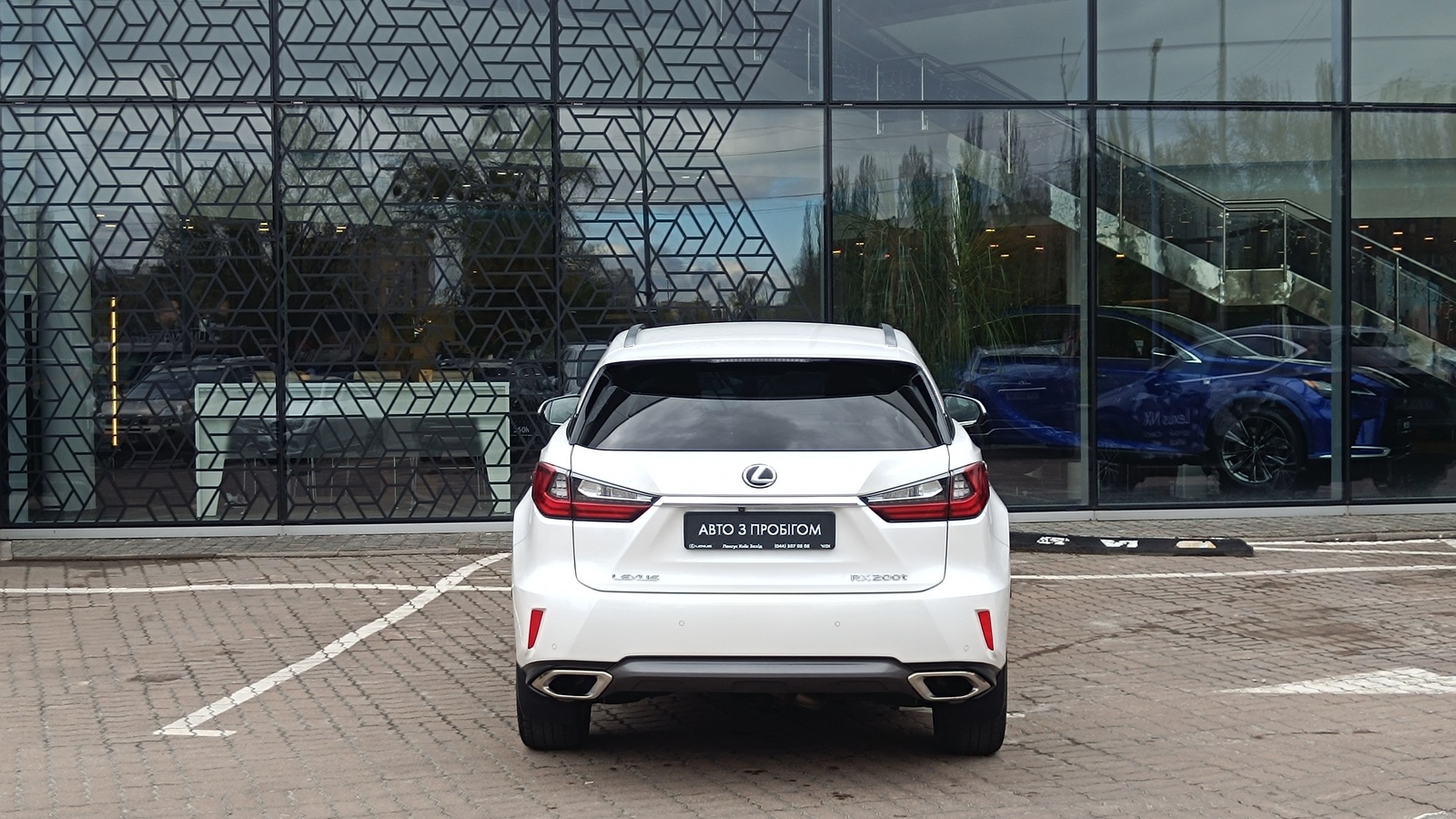 Lexus RX 2016 року, Універсал, Лексус Київ Захід, м.Київ | Фото № 4 Lexus RX 2016 року з пробігом 183251 км, Універсал, Лексус Київ Захід, м.Київ - 1223000 ГРН | Фото № 4
