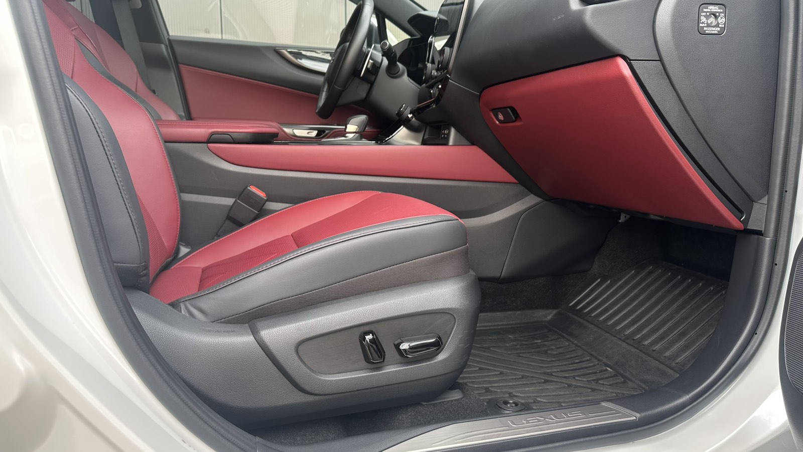 Lexus NX 2024 року з пробігом 6338 км, Універсал, Лексус Київ Аеропорт, м.Київ - 2994453 ГРН | Фото № 6