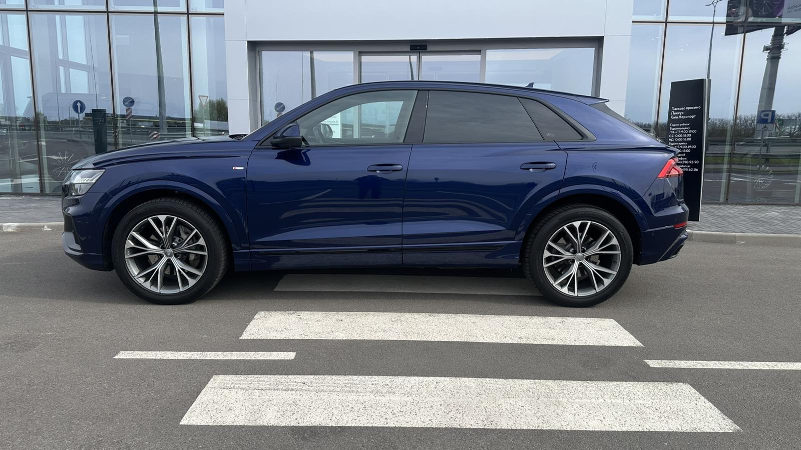 Інші авто AUDI Q8 2020 року з пробігом 154000 км, Універсал, Лексус Київ Аеропорт, м.Київ - 2464090 ГРН | Фото № 3