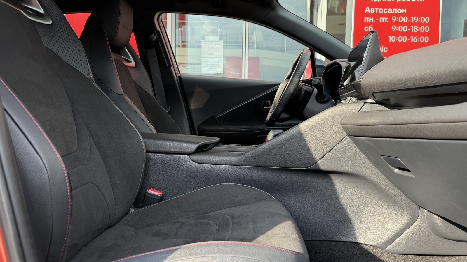 Toyota C-HR 2025 року з пробігом 4844 км, Хетчбек, Тойота Центр Вінниця "Преміум Мотор", м.Вінниця - 1835000 ГРН | Фото № 6