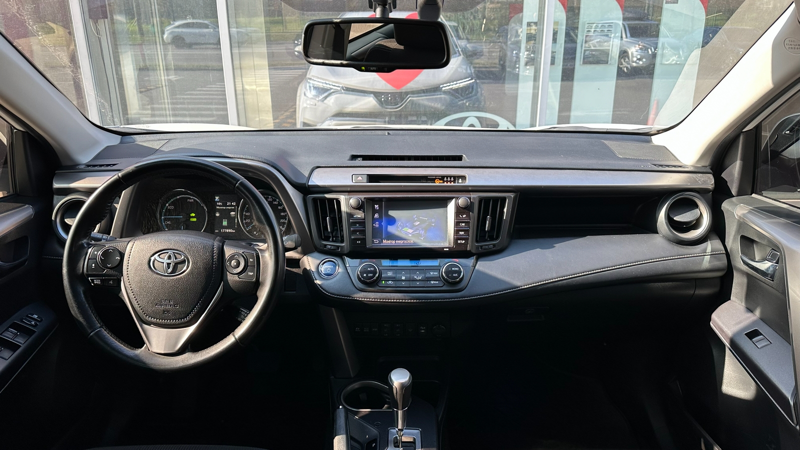 Toyota RAV4 2017 року з пробігом 177912 км, Універсал, Тойота Центр Харків "Артсіті", м.Харків - 902000 ГРН | Фото № 8