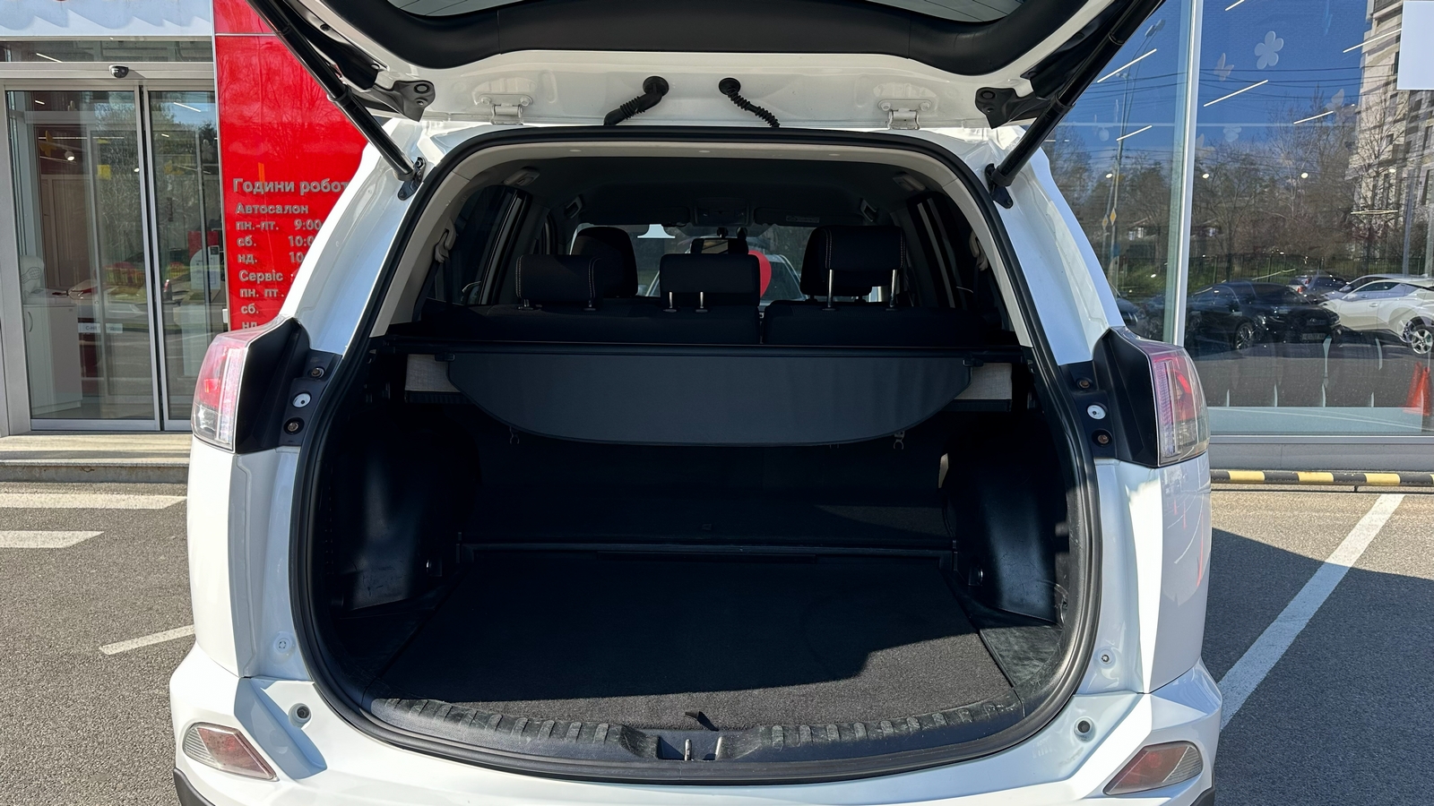Toyota RAV4 2017 року з пробігом 177912 км, Універсал, Тойота Центр Харків "Артсіті", м.Харків - 902000 ГРН | Фото № 10