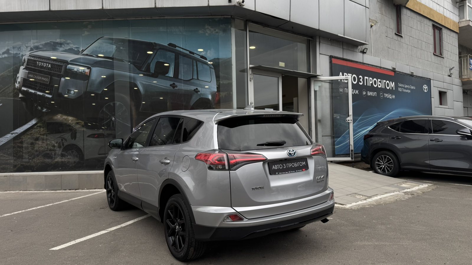 Toyota RAV4 2018 року з пробігом 69996 км, Універсал, Тойота Центр Одеса "ВіДі Пальміра", м.Одеса - 1100000 ГРН | Фото № 2