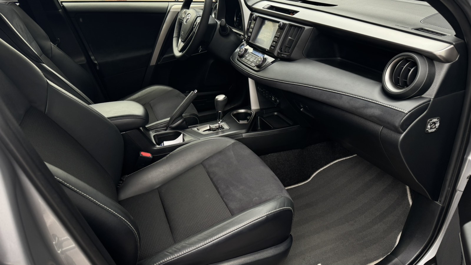 Toyota RAV4 2018 року з пробігом 69996 км, Універсал, Тойота Центр Одеса "ВіДі Пальміра", м.Одеса - 1100000 ГРН | Фото № 6