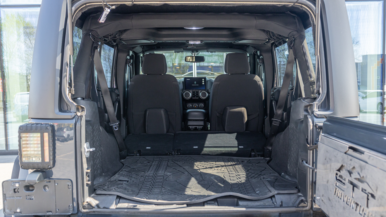 Інші авто JEEP WRANGLER 2016 року з пробігом 104804 км, Універсал, Тойота Центр Дніпро "Алмаз Мотор" на Запорізькому шосе, м.Дніпро - 1475000 ГРН | Фото № 11