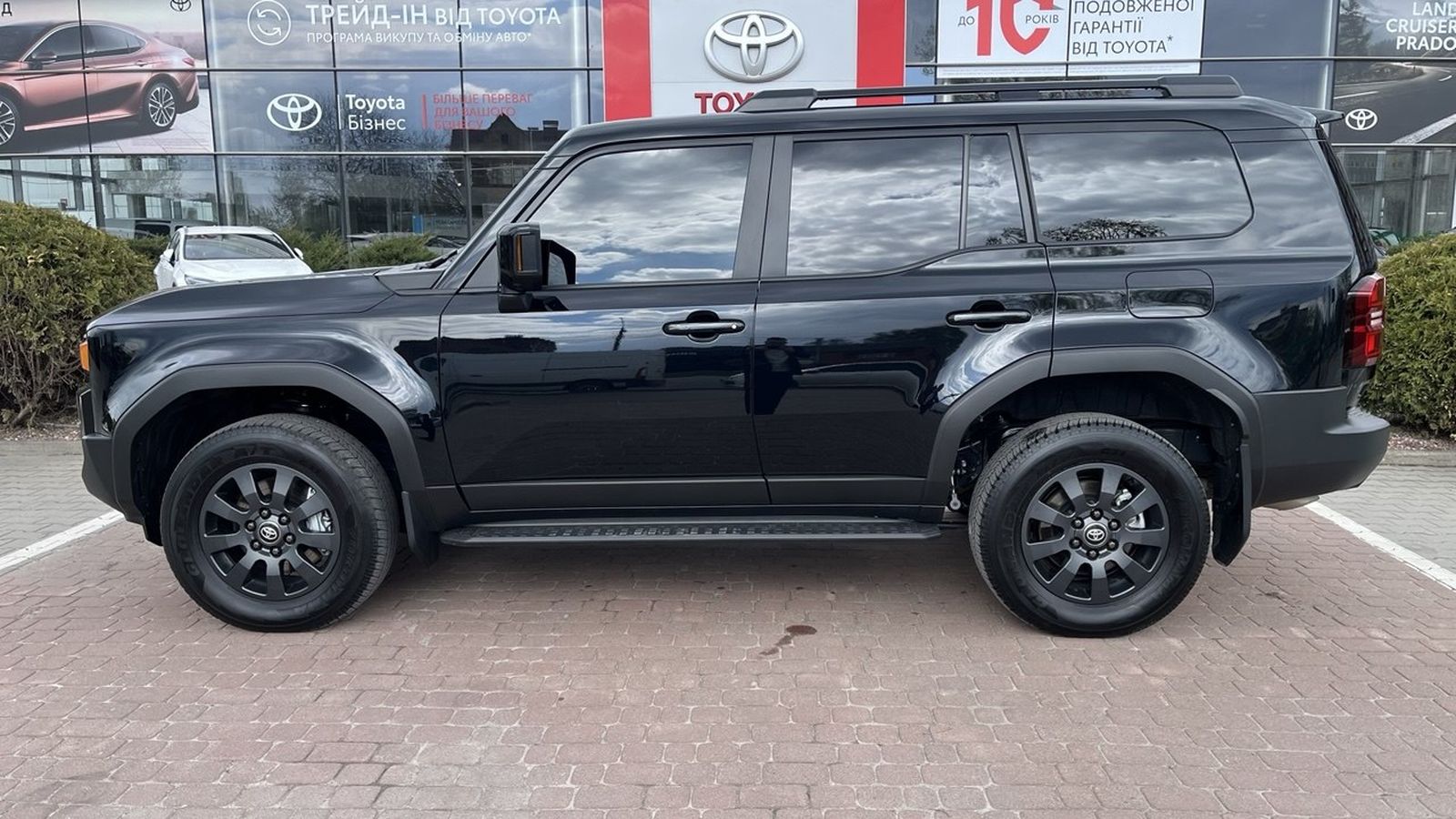 Toyota LAND CRUISER PRADO 2025 року з пробігом 19000 км, Універсал, Тойота Центр Хмельницький "Гранд Мотор", м.Хмельницький - 2719200 ГРН | Фото № 3