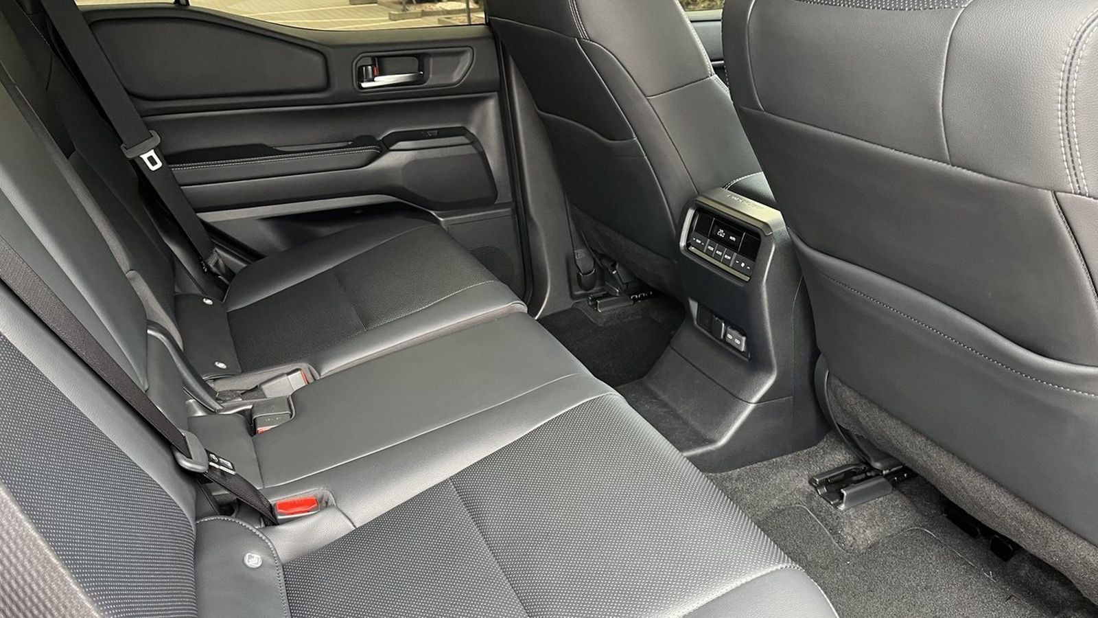 Toyota LAND CRUISER PRADO 2025 року з пробігом 19000 км, Універсал, Тойота Центр Хмельницький "Гранд Мотор", м.Хмельницький - 2719200 ГРН | Фото № 7