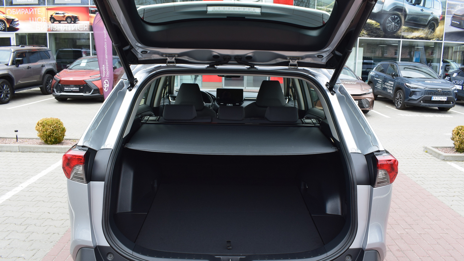 Toyota RAV4 2023 року з пробігом 67675 км, Універсал, Тойота Центр Житомир "Стар - Кар", м.Житомир - 1403920 ГРН | Фото № 10
