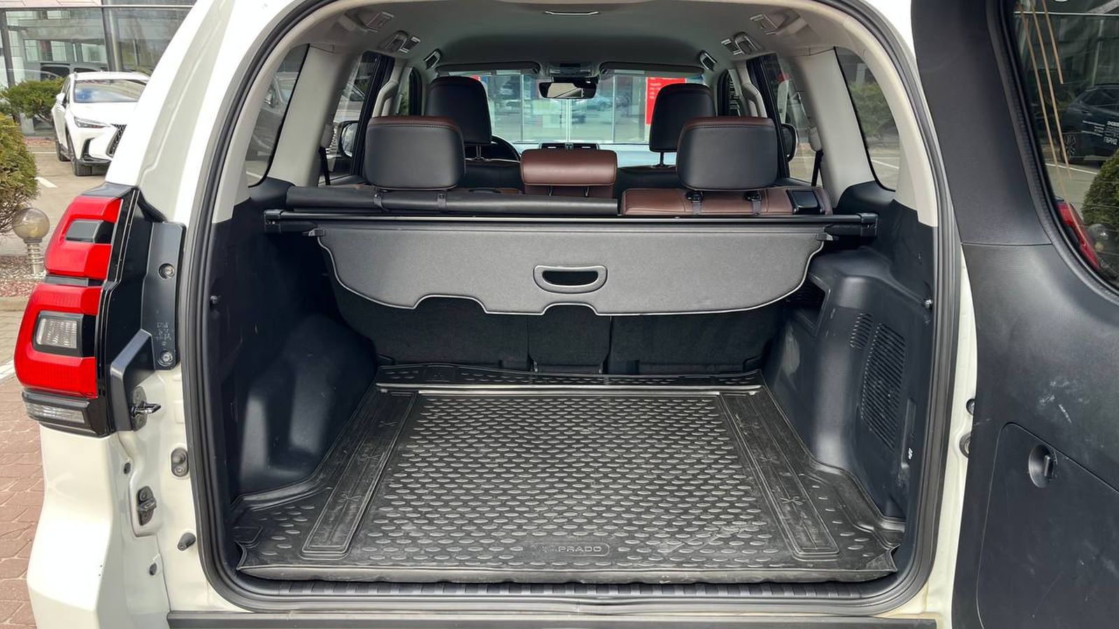 Toyota LAND CRUISER PRADO 2019 року з пробігом 103629 км, Універсал, Тойота Центр Хмельницький "Гранд Мотор", м.Хмельницький - 1824000 ГРН | Фото № 10