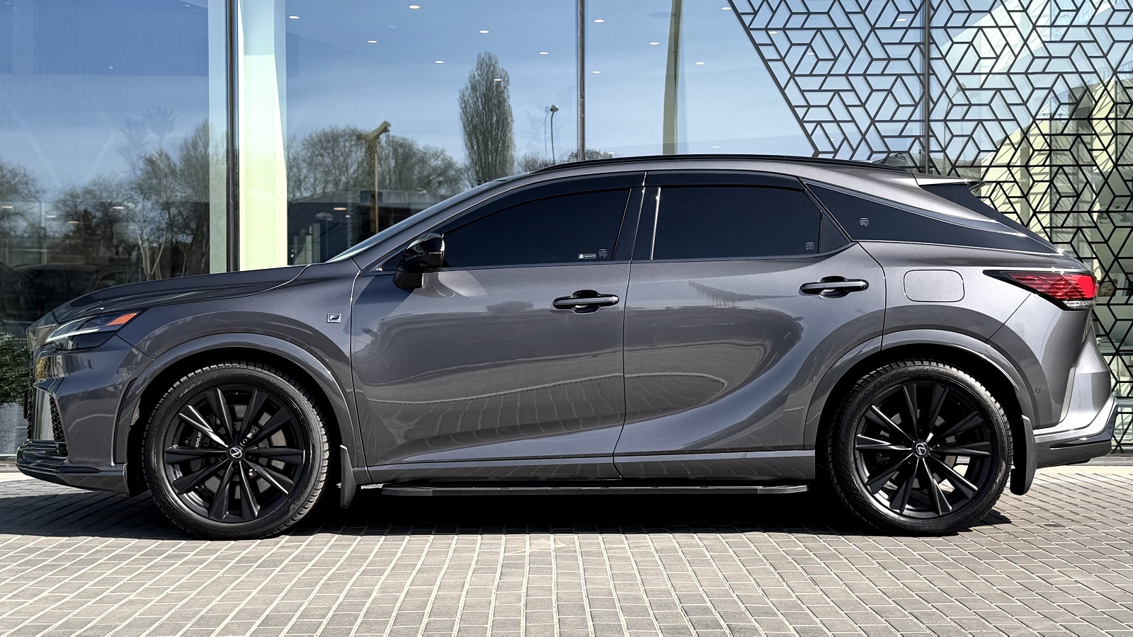 Lexus RX 450h 2023 року з пробігом 49280 км, Універсал, Лексус Одеса, м.Одеса - 3583400 ГРН | Фото № 3