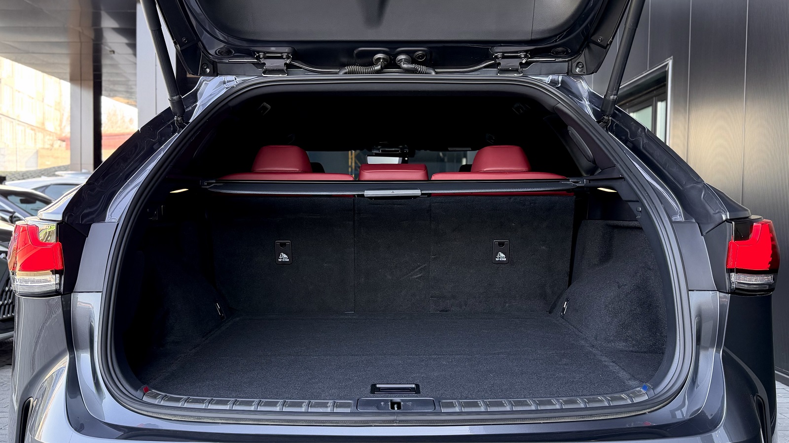 Lexus RX 450h 2023 року з пробігом 49280 км, Універсал, Лексус Одеса, м.Одеса - 3583400 ГРН | Фото № 10