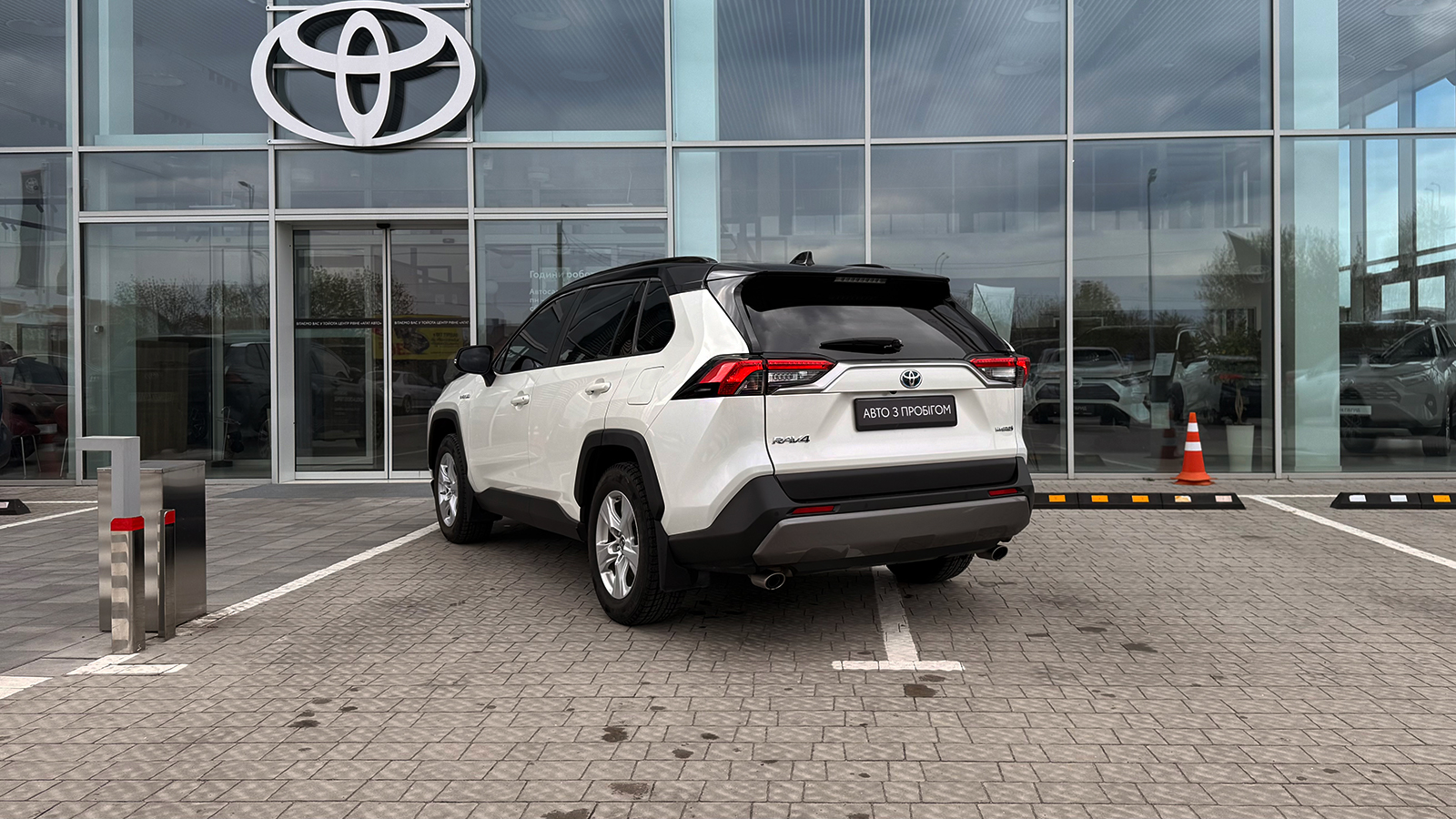 Toyota RAV4 2019 року з пробігом 82239 км, Універсал, Тойота Центр Рівне "Агат Авто", м.Рівне - 1331520 ГРН | Фото № 2