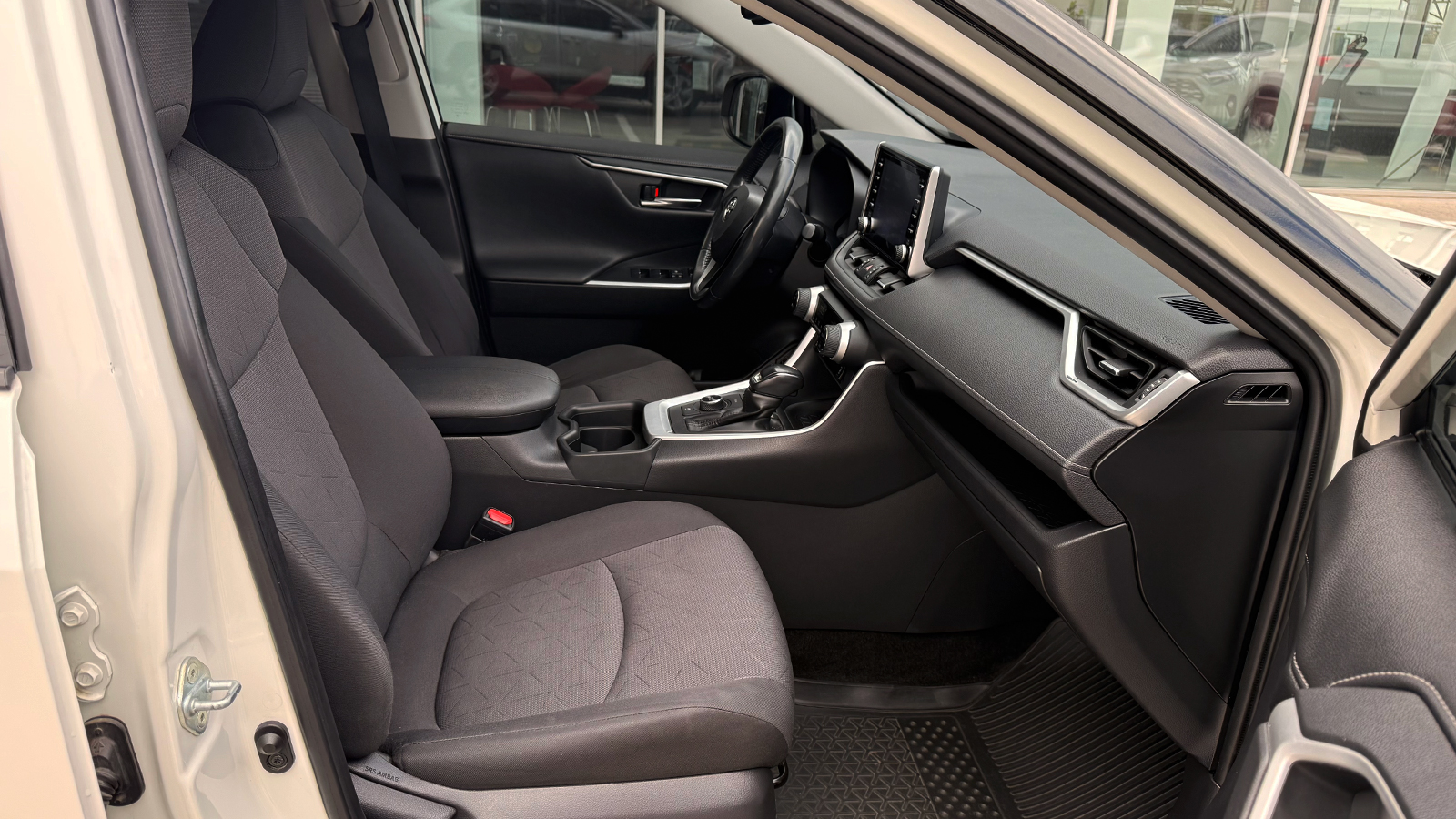 Toyota RAV4 2019 року з пробігом 82239 км, Універсал, Тойота Центр Рівне "Агат Авто", м.Рівне - 1331520 ГРН | Фото № 6