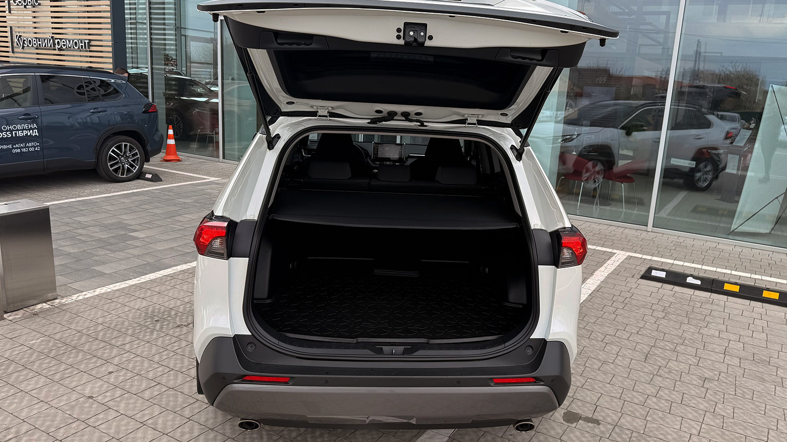 Toyota RAV4 2019 року з пробігом 82239 км, Універсал, Тойота Центр Рівне "Агат Авто", м.Рівне - 1331520 ГРН | Фото № 10