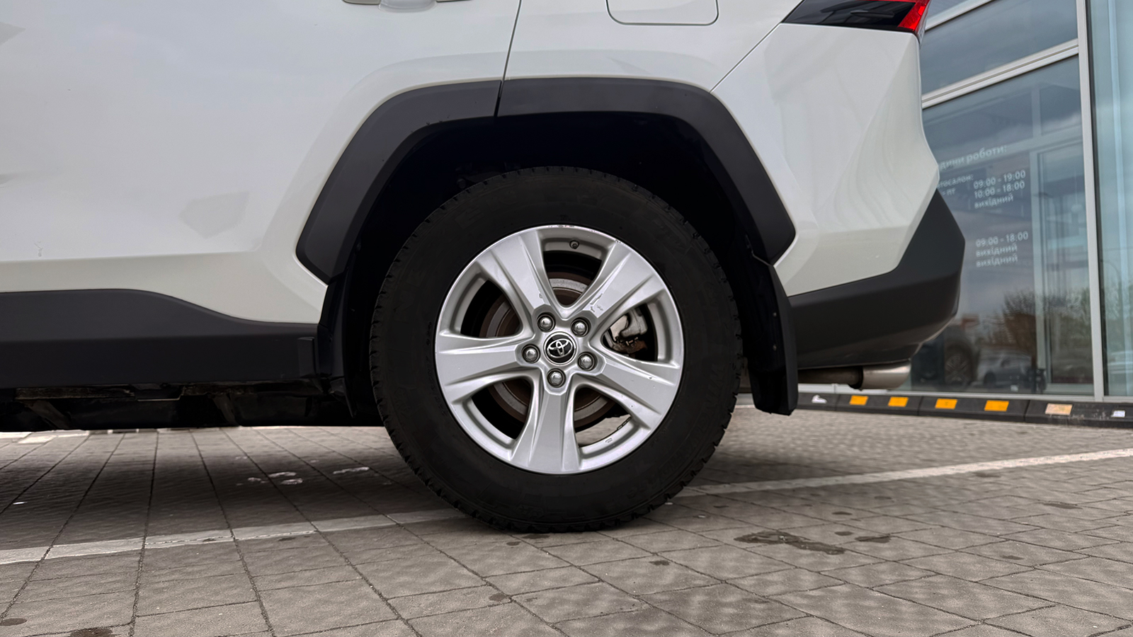 Toyota RAV4 2019 року з пробігом 82239 км, Універсал, Тойота Центр Рівне "Агат Авто", м.Рівне - 1331520 ГРН | Фото № 16