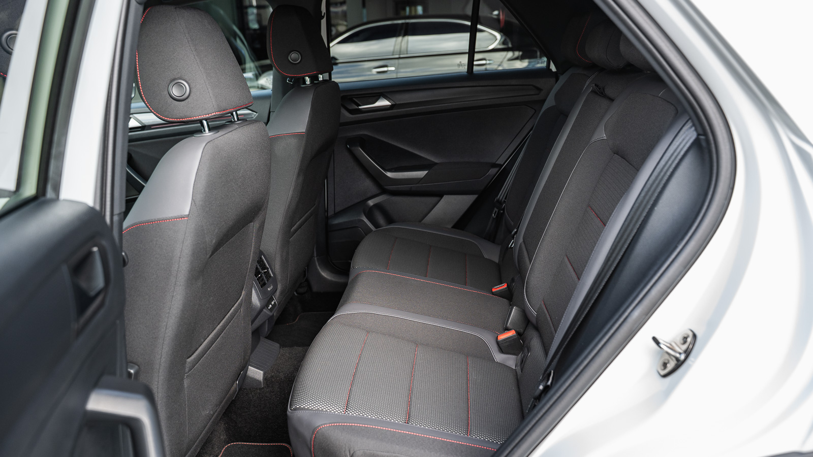 Інші авто VOLKSWAGEN T-Roc 2021 року з пробігом 22859 км, Універсал, Лексус Дніпро, м.Дніпро - 1124375 ГРН | Фото № 11