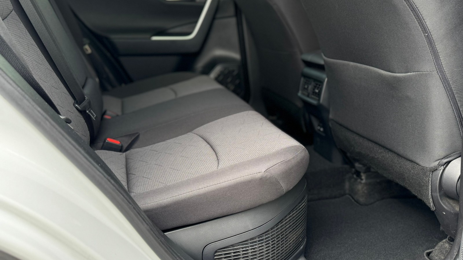 Toyota RAV4 2023 року з пробігом 49278 км, Універсал, Тойота Центр Тернопіль "Кристал Моторс", м.Тернопіль - 1570000 ГРН | Фото № 7