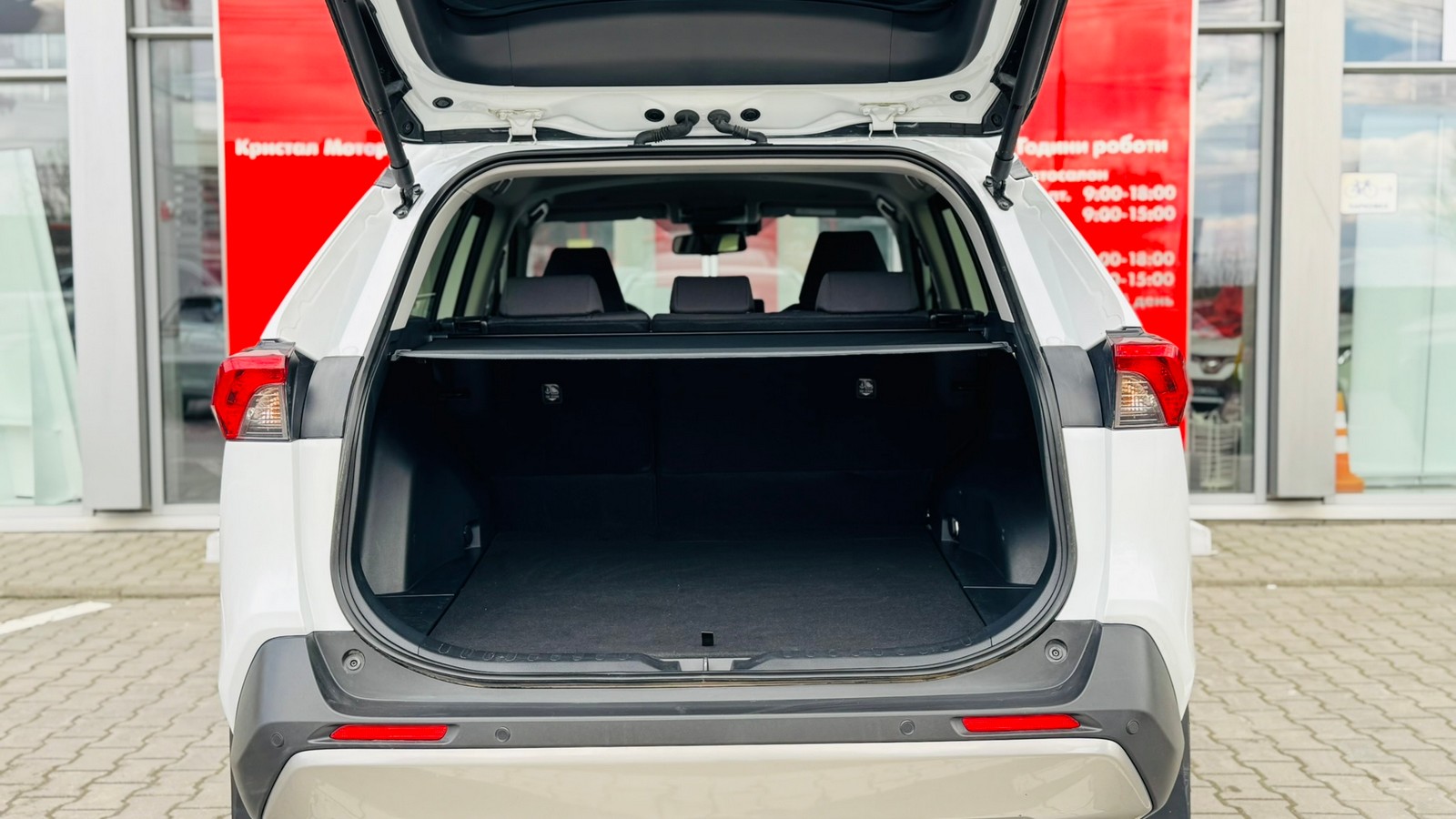 Toyota RAV4 2023 року з пробігом 49278 км, Універсал, Тойота Центр Тернопіль "Кристал Моторс", м.Тернопіль - 1570000 ГРН | Фото № 10