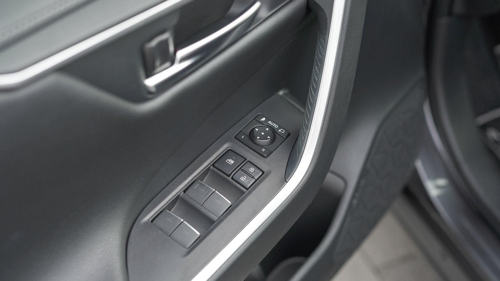 Toyota RAV4 2023 року з пробігом 21723 км, Універсал, Тойота Центр Львів "Діамант", м.Львів - 1830150 ГРН | Фото № 17