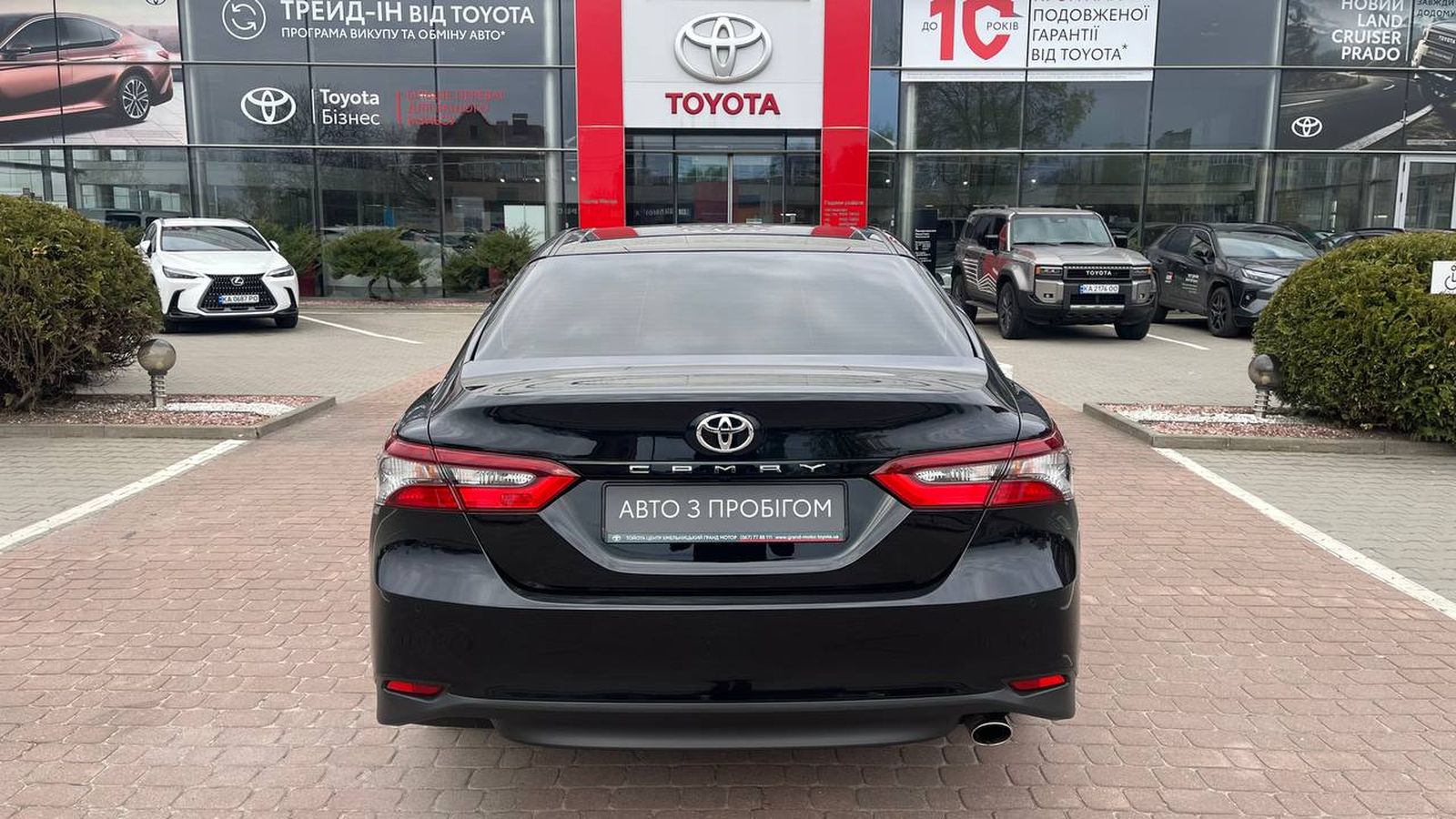 Toyota CAMRY 2023 року з пробігом 38937 км, Седан, Тойота Центр Хмельницький "Гранд Мотор", м.Хмельницький - 1257000 ГРН | Фото № 4