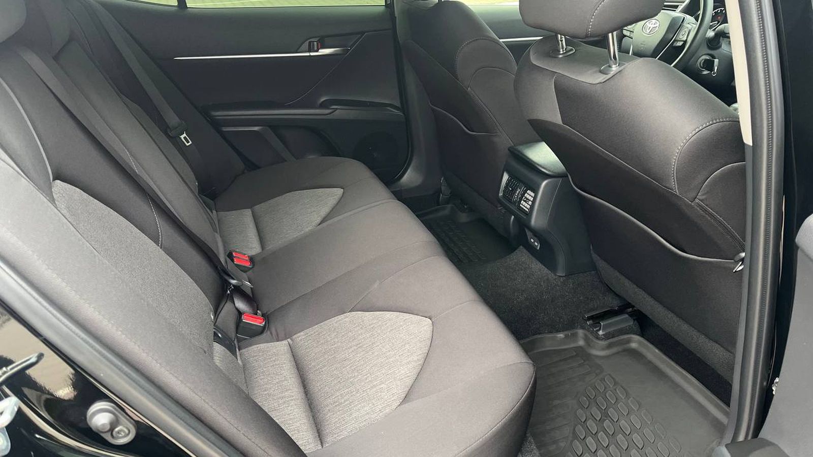 Toyota CAMRY 2023 року з пробігом 38937 км, Седан, Тойота Центр Хмельницький "Гранд Мотор", м.Хмельницький - 1257000 ГРН | Фото № 7