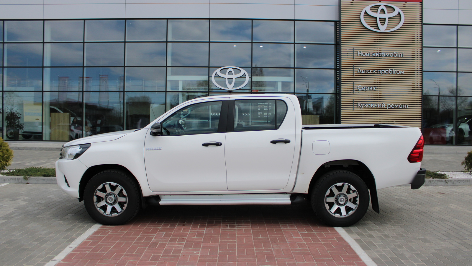 Toyota HILUX 2019 року з пробігом 199042 км, Пікап, Тойота Центр Черкаси "Мотор Сіті", м.Черкаси - 1263000 ГРН | Фото № 3