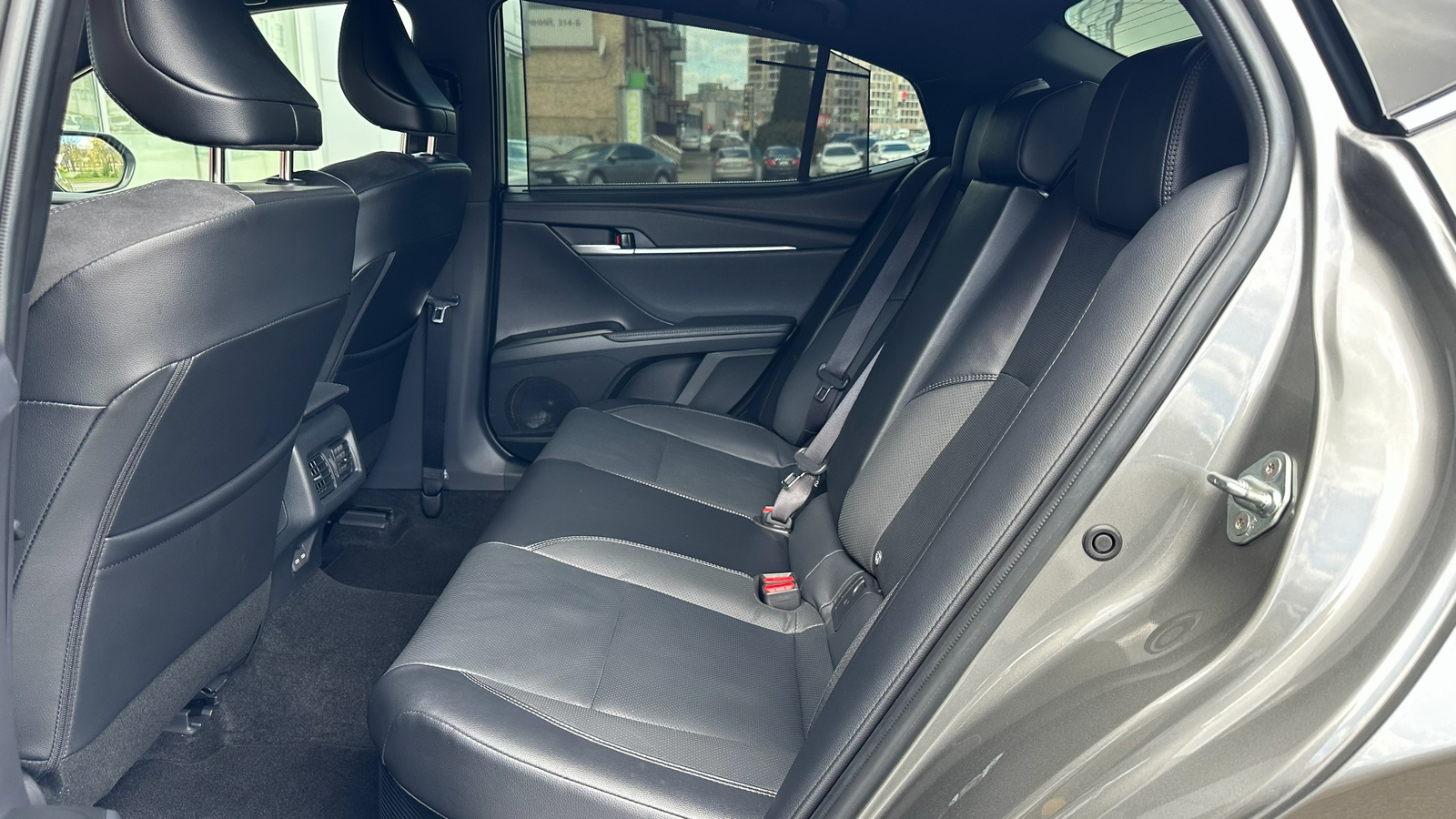 Toyota CAMRY 2024 року з пробігом 23491 км, Седан, Тойота Центр Харків "Артсіті", м.Харків - 2156000 ГРН | Фото № 11